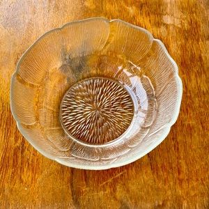 Arcoroc Fleur Acofle Pattern Round Pressed Glass Bowl 6"